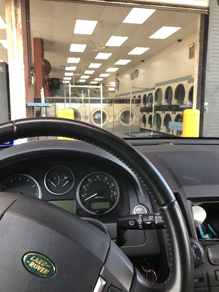 PALM AVENUE COIN LAUNDRY 2704 Palm Ave, Hialeah, Florida Laundromat