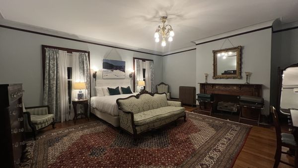 InnBuffalo off Elmwood by null