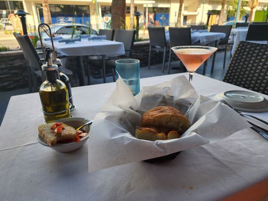 Al dente Trattoria by null