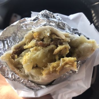 La Perla Tapatía - Breakfast burrito with bacon. - Mexican Near Me - Fresno, California La Perla Tapatía - Breakfast burrito with bacon. - Mexican Near Me - Fresno, California