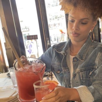 Bakersfield Mass Ave - Grapefruit Margarita - Bars Near Me - Indianapolis, Indiana