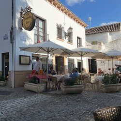El Campillo - Restaurant-Front