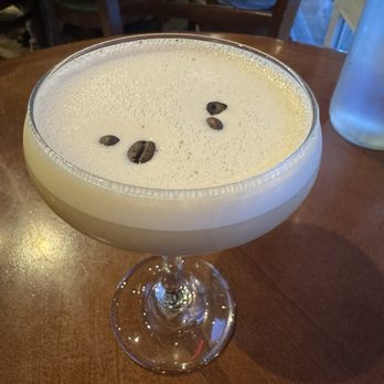 Ratatouille Bistro - Cinnamon roll espresso martini - French Near Me - Ottawa, Ontario