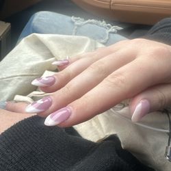 Deluxe Nail & Spa
