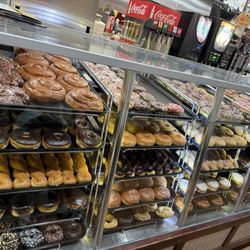 Yum Yum Donuts