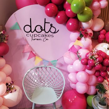 Dots Cupcakes - Cupcakes Near Me - Irvine, California