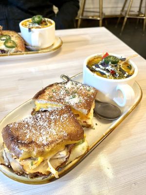 Grilled Cheese Bar by null