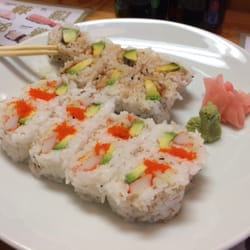 Sushi Max - Ummm! I love Sushi Max. Max and Grace know how to provide great service and flavorful sushi.