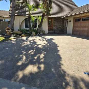 Pacific Pavers - The new Driveway made my front yard look twice as big and beautiful. - Landscaping Near Me Pacific Pavers - The new Driveway made my front yard look twice as big and beautiful. - Landscaping Near Me