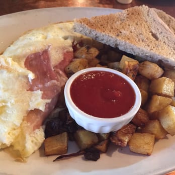 SugarBowl - Omelette with prosciutto ham avocado and Havarti cheese - Breakfast & Brunch Near Me - Edmonton, Alberta SugarBowl - Omelette with prosciutto ham avocado and Havarti cheese - Breakfast & Brunch Near Me - Edmonton, Alberta