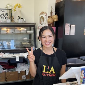LA Kitchen - The happy employee, smiling at you when you walk in the front door. Super cute and adorable. - Chinese Near Me - Fresno, California LA Kitchen - The happy employee, smiling at you when you walk in the front door. Super cute and adorable. - Chinese Near Me - Fresno, California