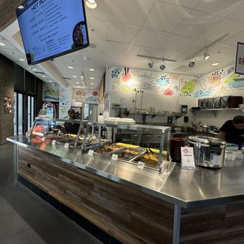 Ahi & Vegetable Xpress - Downtown - Japanese Near Me - Honolulu, Hawaii