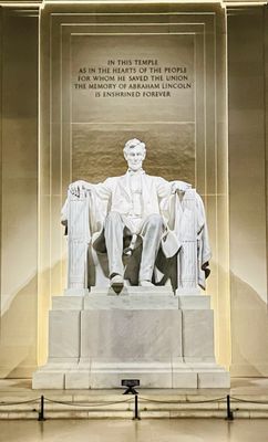 Lincoln Memorial by null