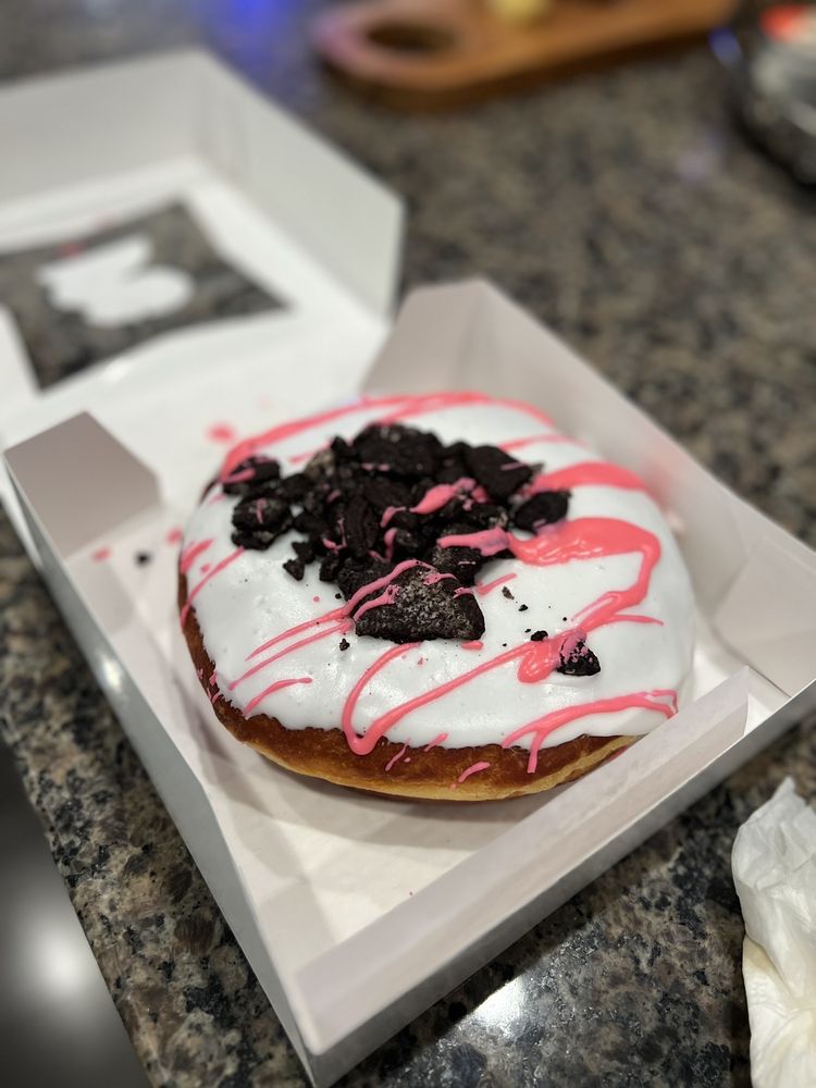 LARD LAD DONUTS 598 Photos & 210 Reviews 100 Universal City Plz