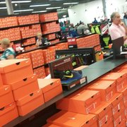 nike clearance store on 192