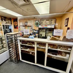 Chelsea District Court - Inside Katz Bakery.