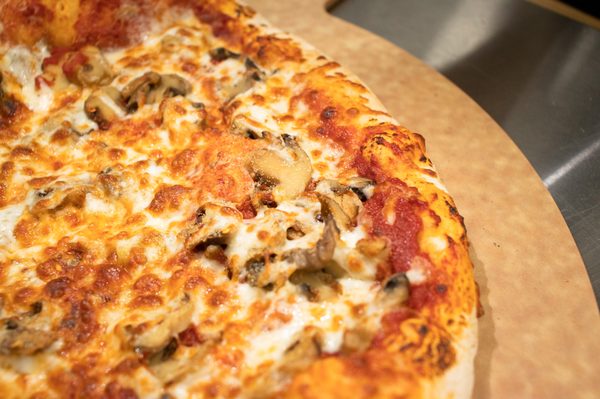 Papa Deeno’s Pizza by null