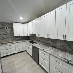 WS Granite Tops - Chrystallo Nero Kitchen