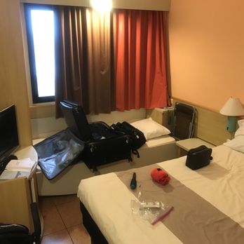 Hotel Ibis Santos - Hotels Near Me - Santos, SP