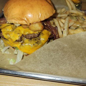 Buffalo Wild Wings - Smash cheese curd burger - Chicken Wings Near Me - Tulsa, Oklahoma