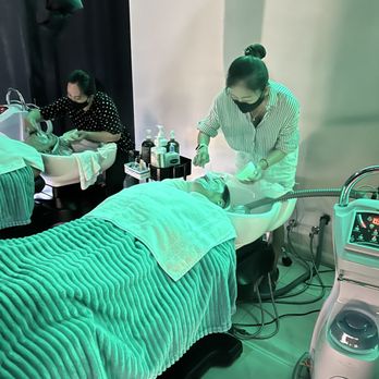 Stella Headspa - You are getting facials for your scalp and your face. What a deal! - Medical Spas Near Me - Garden Grove, California Stella Headspa - You are getting facials for your scalp and your face. What a deal! - Medical Spas Near Me - Garden Grove, California