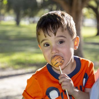 Nancys Cake Pops - a woman and a child - Desserts Near Me Nancys Cake Pops - a woman and a child - Desserts Near Me