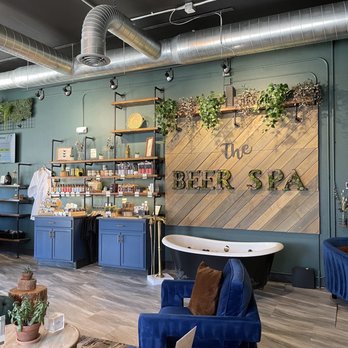 Oakwell Beer Spa - Lobby area - Day Spas Near Me - Denver, Colorado Oakwell Beer Spa - Lobby area - Day Spas Near Me - Denver, Colorado