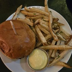Bellwoods Brewery - Double cheeseburger