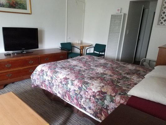 Beachwood Motel by null