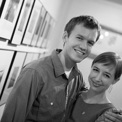Lone Leaf Gallery & Custom Framing