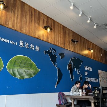 Tea 18 - Inside - Bubble Tea Near Me - Sacramento, California Tea 18 - Inside - Bubble Tea Near Me - Sacramento, California