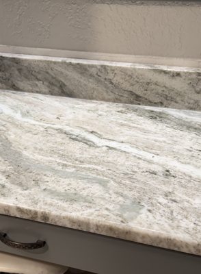 Burns Flooring & Kitchen Design