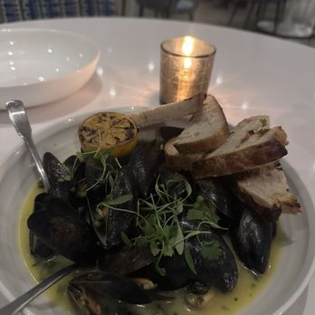 ARLO - Steamed Mussels - New American Near Me - San Diego, California