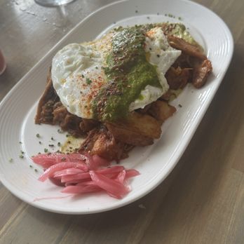 MOMO Riverfront Park - Bbq and eggs - New American Near Me - North Charleston, South Carolina