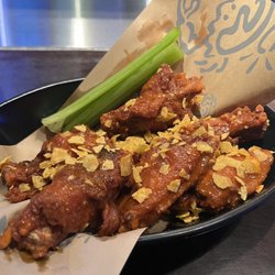Chickie's & Pete's - Nacho Wings