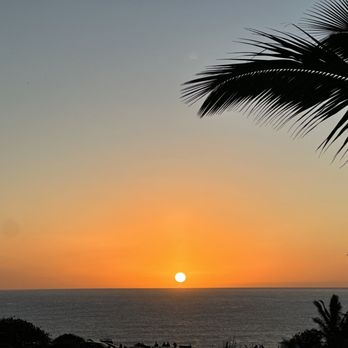 Maui Adventure Vans - Sunrise in Hana - RV Rental Near Me - Wailuku, Hawaii Maui Adventure Vans - Sunrise in Hana - RV Rental Near Me - Wailuku, Hawaii