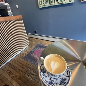 Le Lotus Bleu - Banana bread latte - Coffee & Tea Near Me - New York, New York Le Lotus Bleu - Banana bread latte - Coffee & Tea Near Me - New York, New York