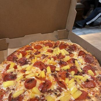 Rocco's Pizza - Make Your Own Pizza - Italian Near Me - Mill Valley, California