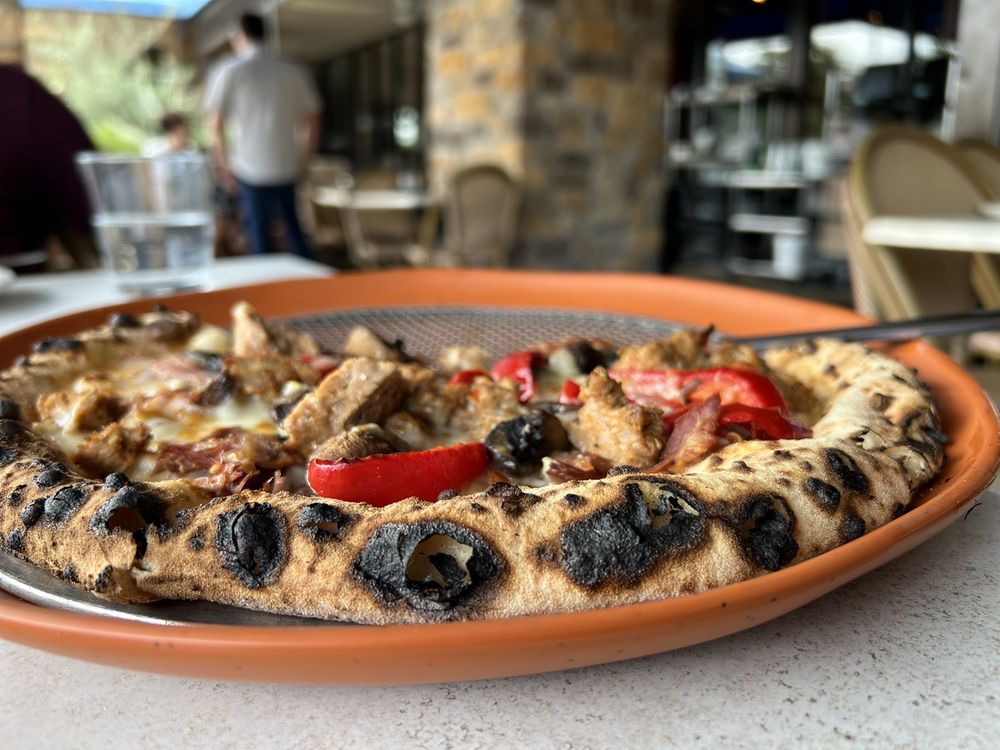 Dough Pizzeria Napoletana