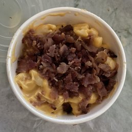 Mac & cheese with bacon