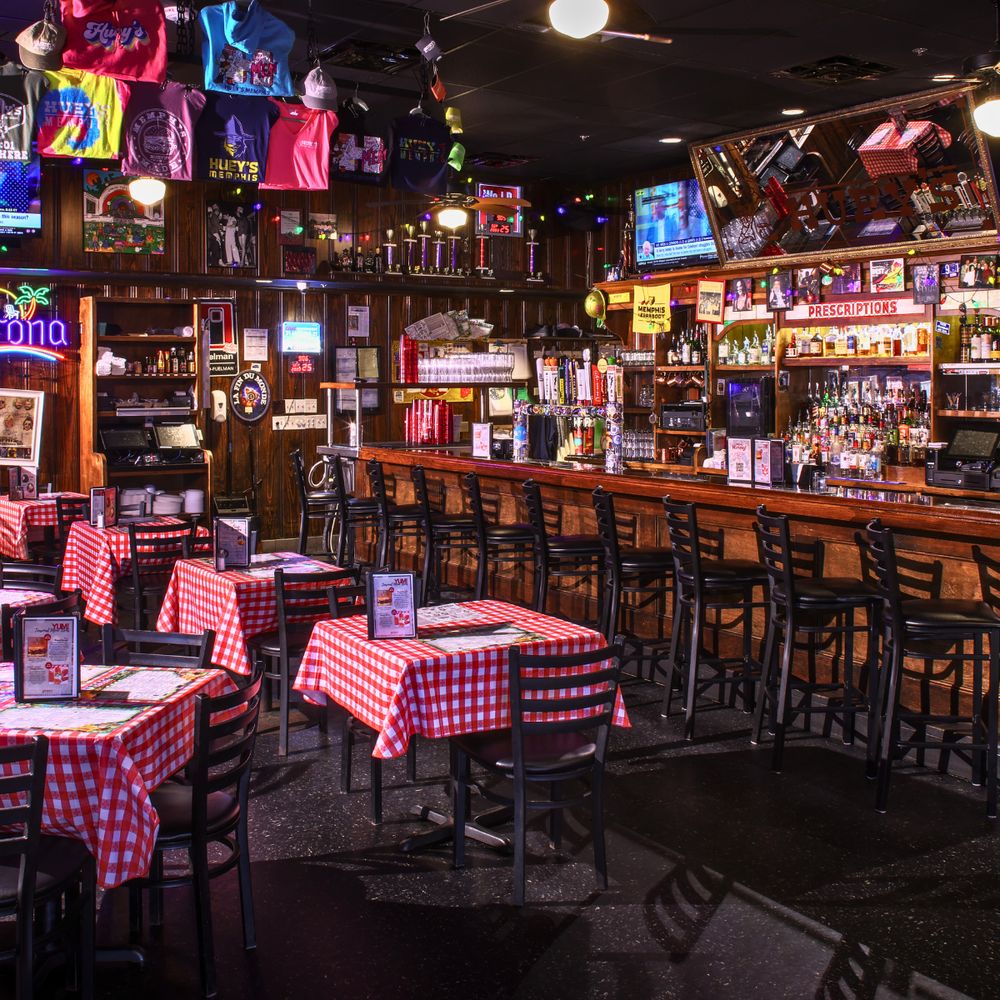 Social spots from Huey's Midtown