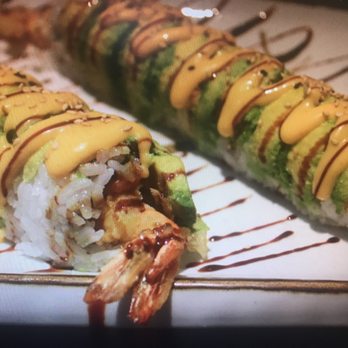 Makimono - Sushi Bars Near Me - Toronto, Ontario