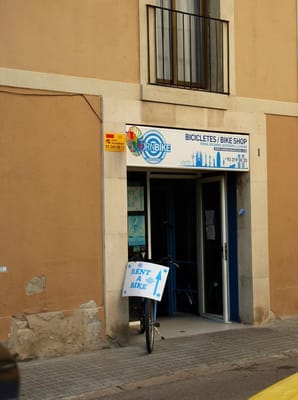 Born Bike Tours Barcelona - Enjoy Biking by null