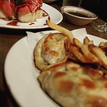 La Barrita Restobar - Trio Empanadas and Pan Tumaca w/ Prociutto - Steakhouses Near Me - Baltimore, Maryland La Barrita Restobar - Trio Empanadas and Pan Tumaca w/ Prociutto - Steakhouses Near Me - Baltimore, Maryland