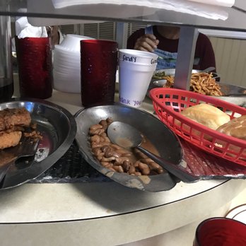 Bea's Restaurant - Southern Near Me - Chattanooga, Tennessee