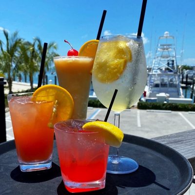 Oceanside Safari Restaurant & Lounge by null