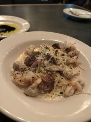 Monterosso's Italian Restaurant by null