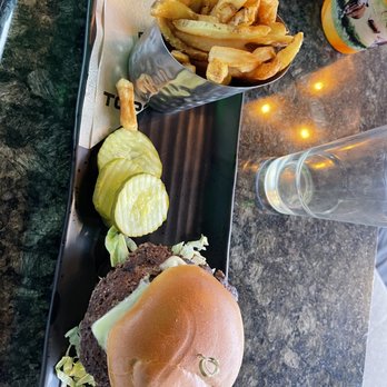 Topgolf - American burger - New American Near Me - Albuquerque, New Mexico