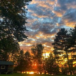 Northland Lodge - Beautiful sunsets at Northland Lodge await you!