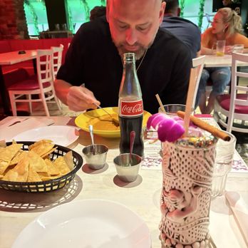 La Diosa Taqueria - Asada Steak Taco (2 pcs) Coca-Cola - Mexican Near Me - Miami, Florida